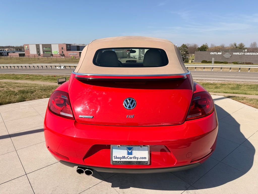 Used 2013 Volkswagen Beetle TDI image 5