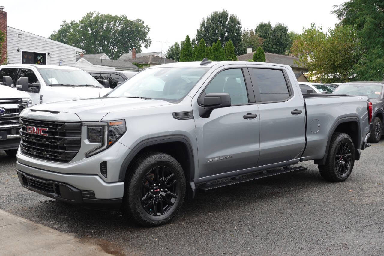 Used 2023 GMC Sierra 1500 Pro w/ Graphite Edition