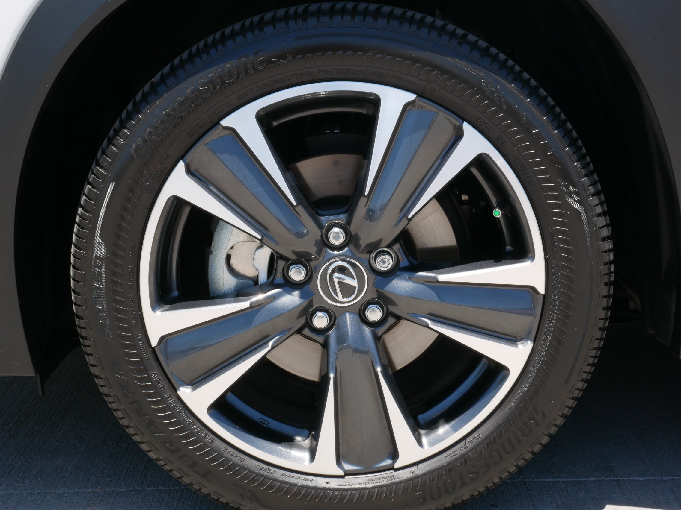 Used 2025 Lexus UX 300h FWD w/ Accessory Package (Z2) image 25