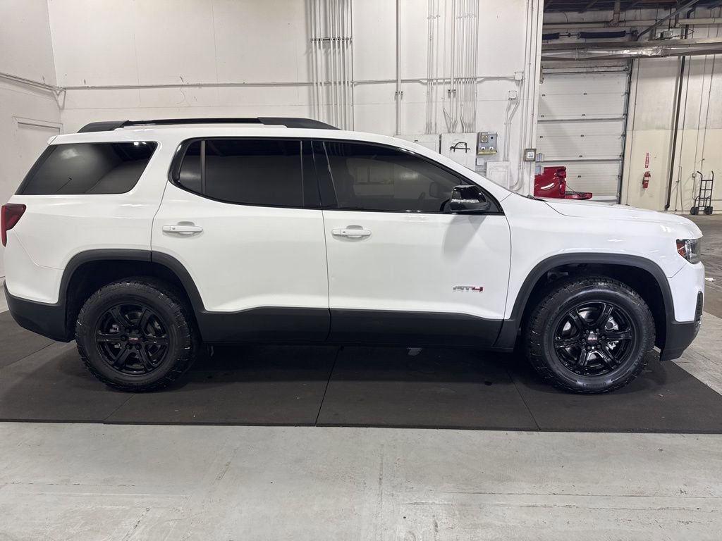 Used 2022 GMC Acadia AT4 w/ Technology Package image 8
