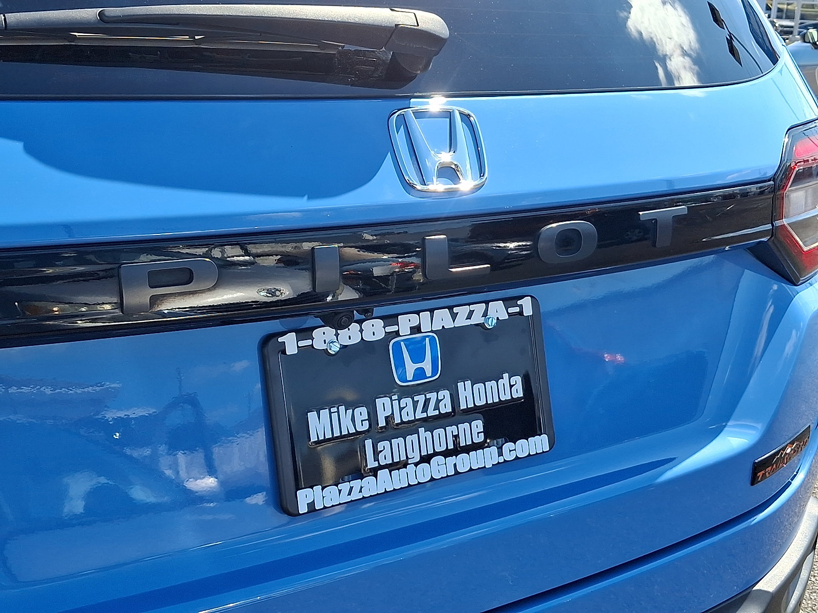 Used 2023 Honda Pilot TrailSport image 30