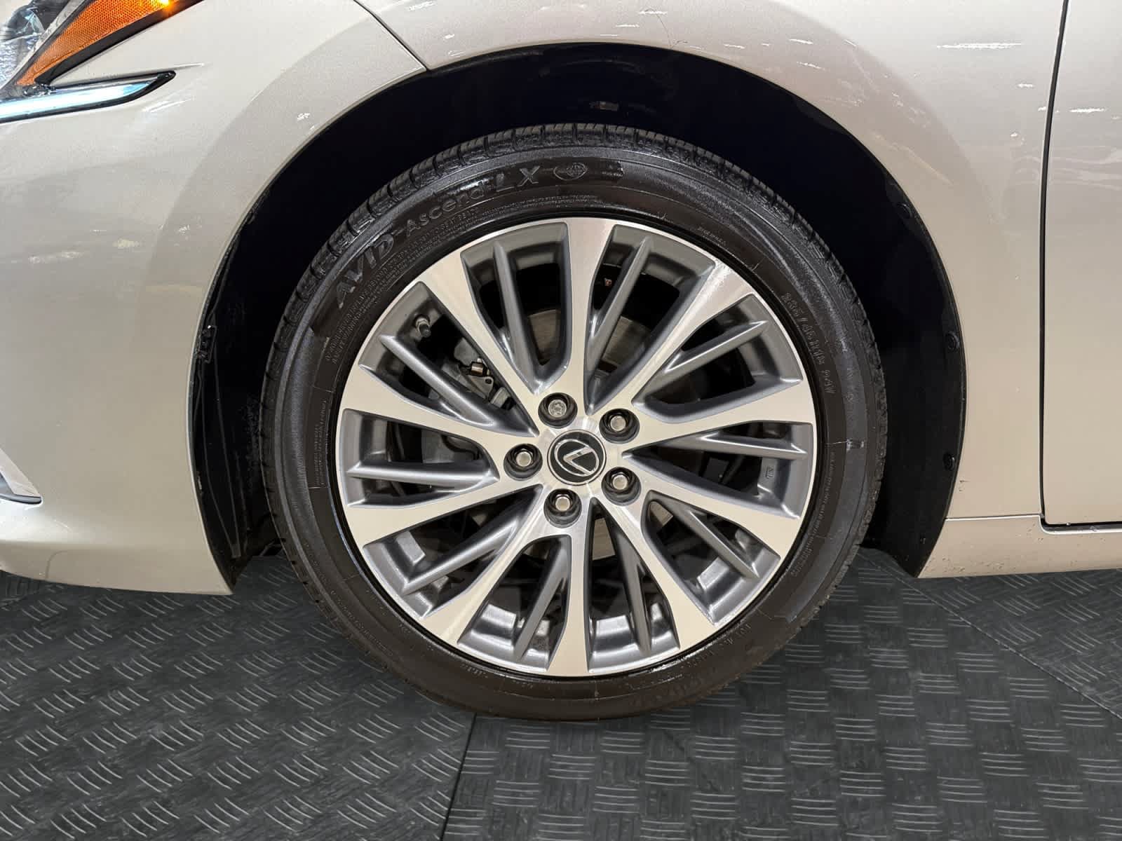 Used 2021 Lexus ES 350 w/ Premium Package FWD image 15
