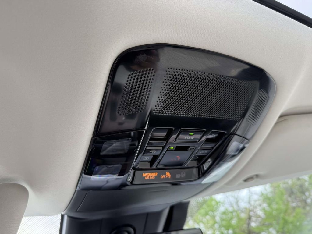 Used 2024 Lexus RX 350 AWD w/ Convenience Package image 23