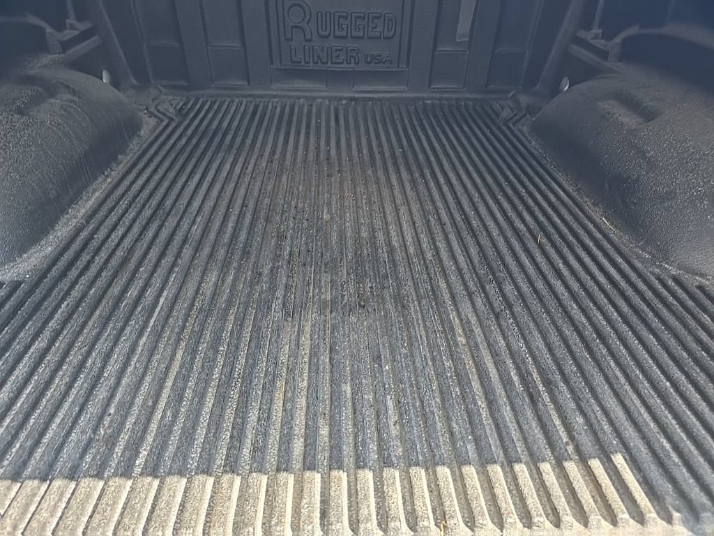 Used 2025 RAM 1500 Laramie w/ Sport Appearance Package AWD/4WD image 6