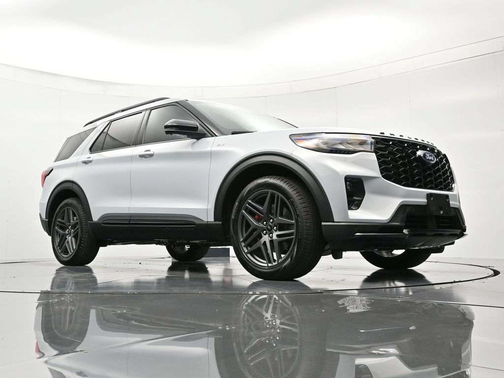New 2026 Ford Explorer ST-Line w/ ST-Line Street Pack RWD image 41