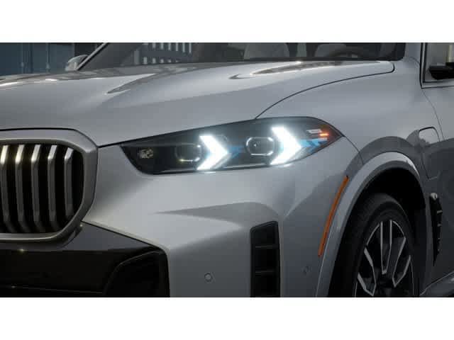New 2026 BMW X5 xDrive50e w/ M Sport Package AWD/4WD image 6