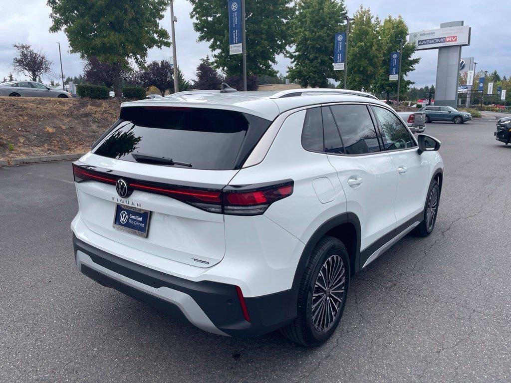 Certified 2025 Volkswagen Tiguan S w/ 18" Wheel Package AWD/4WD image 7