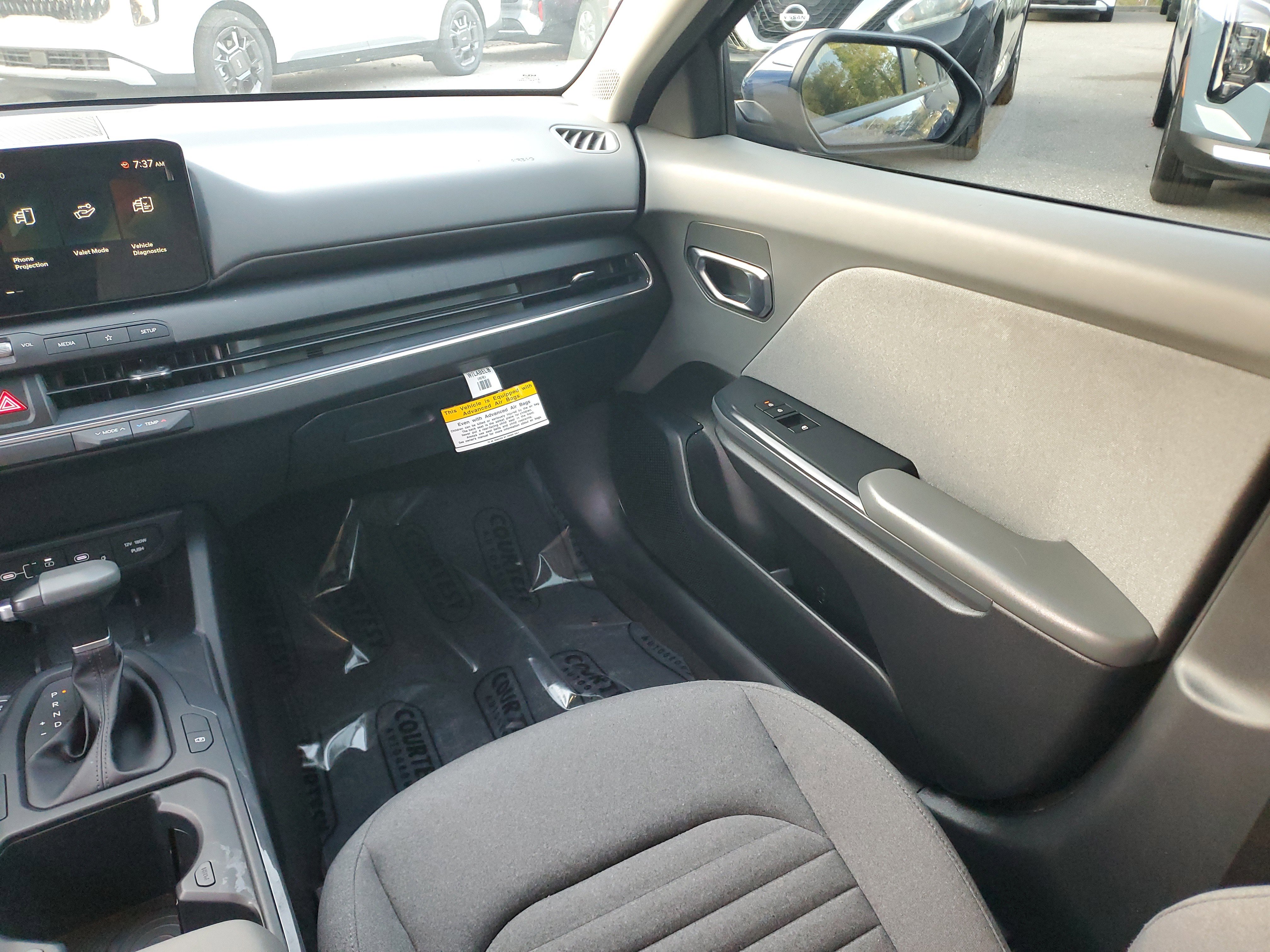 Used 2025 Kia K4 EX image 14