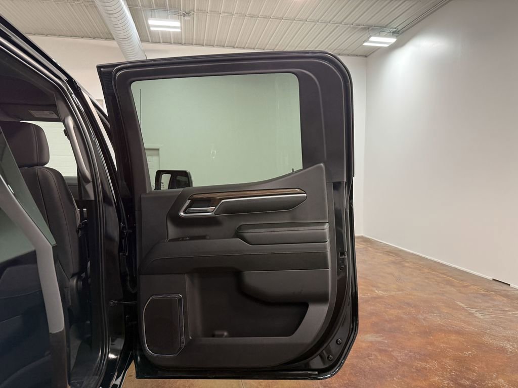 Used 2024 Chevrolet Silverado 1500 RST w/ Z71 Off-Road Package image 64