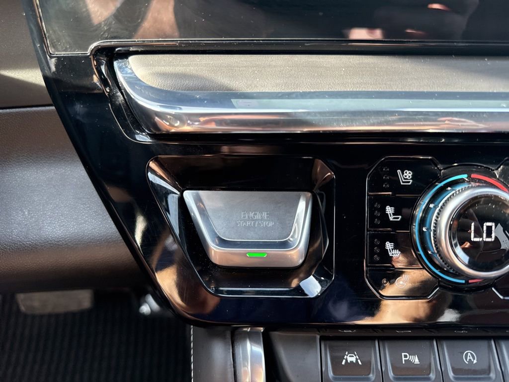 Used 2025 GMC Sierra 1500 Denali Ultimate image 24