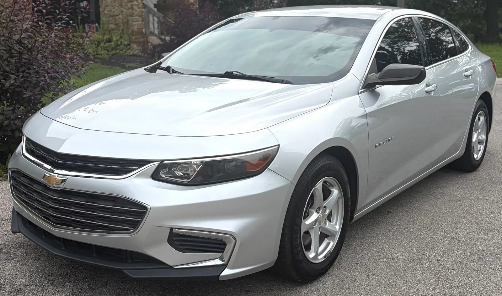 Used 2017 Chevrolet Malibu LS FWD image 8
