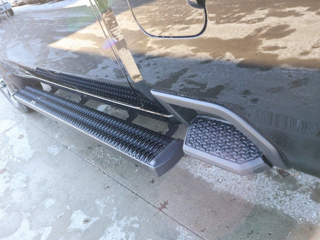 New 2026 Chevrolet Silverado 2500 Custom w/ Custom Convenience Package image 9