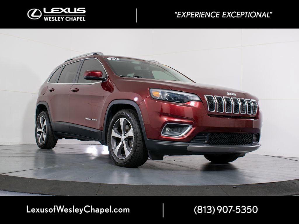 Used 2019 Jeep Cherokee Limited FWD image 1