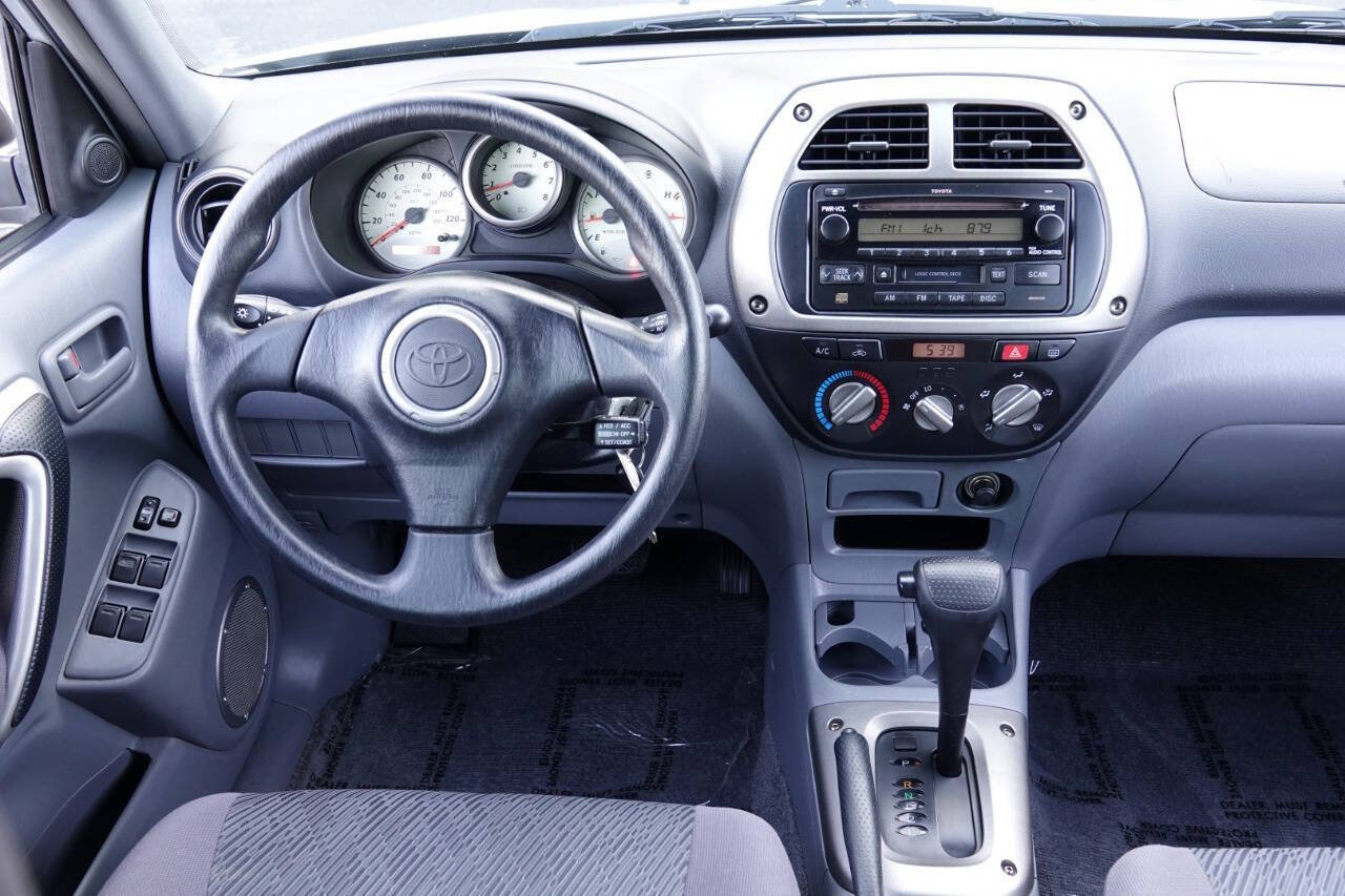 Used 2003 Toyota RAV4 4WD image 72