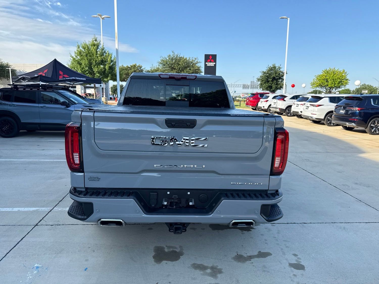 Used 2024 GMC Sierra 1500 Denali w/ Denali Reserve Package AWD/4WD image 4