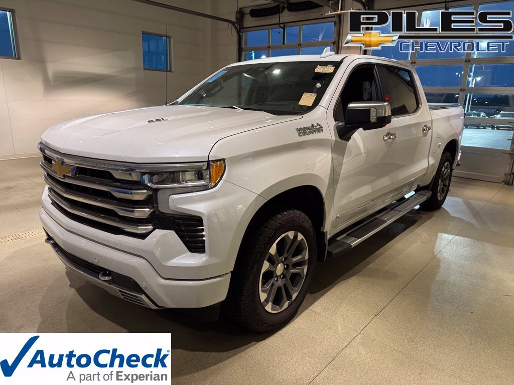Used 2026 Chevrolet Silverado 1500 High Country w/ Technology Package AWD/4WD image 1