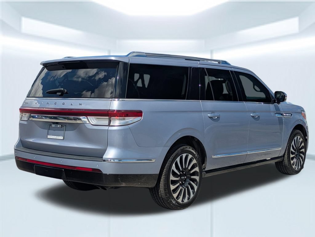Used 2023 Lincoln Navigator L Black Label AWD/4WD image 5