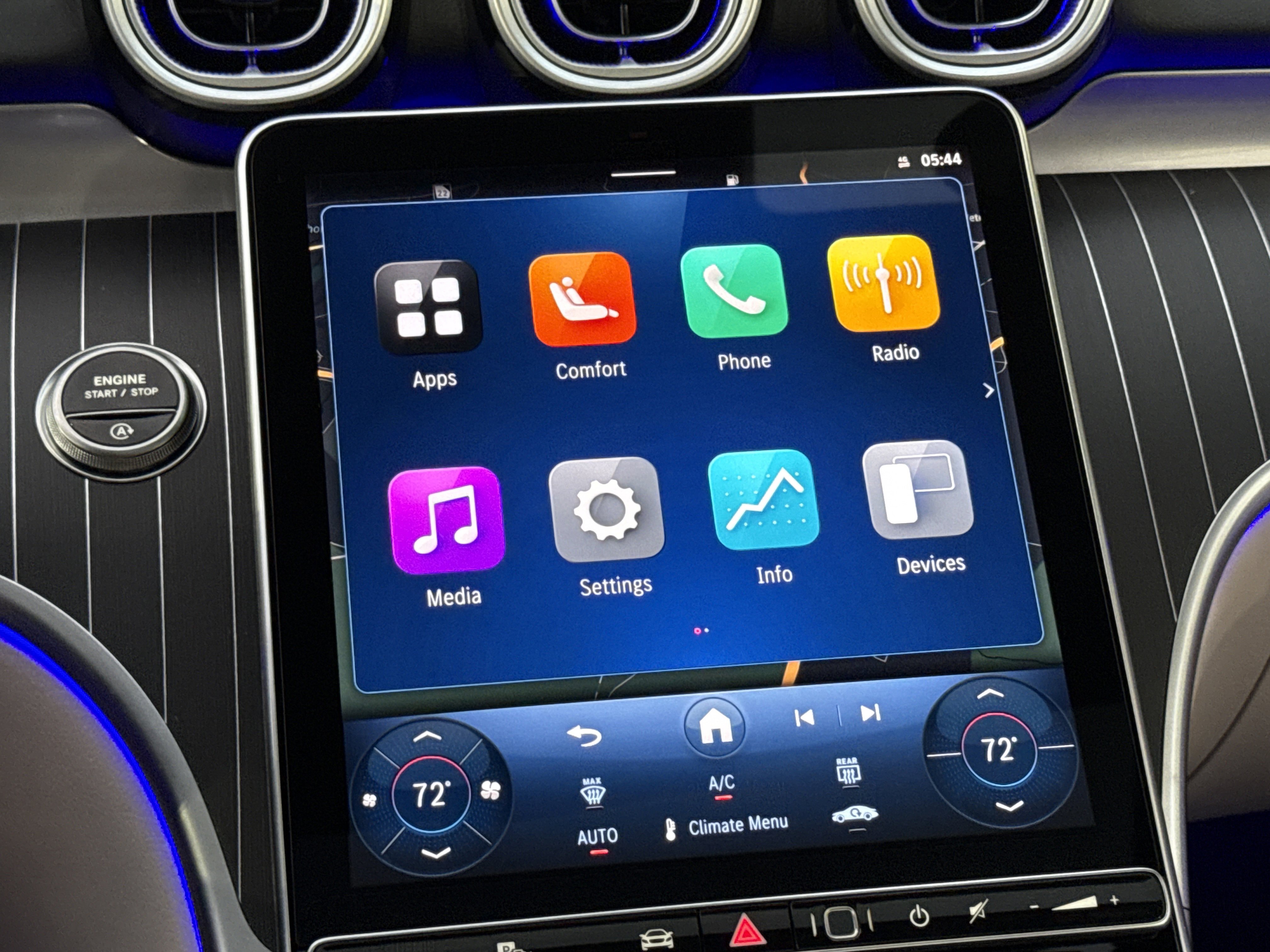 Certified 2025 Mercedes-Benz C 300 4MATIC Sedan image 44