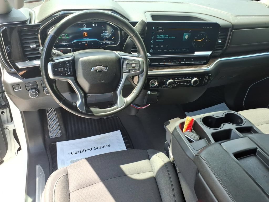 Used 2023 Chevrolet Silverado 1500 RST AWD/4WD image 15