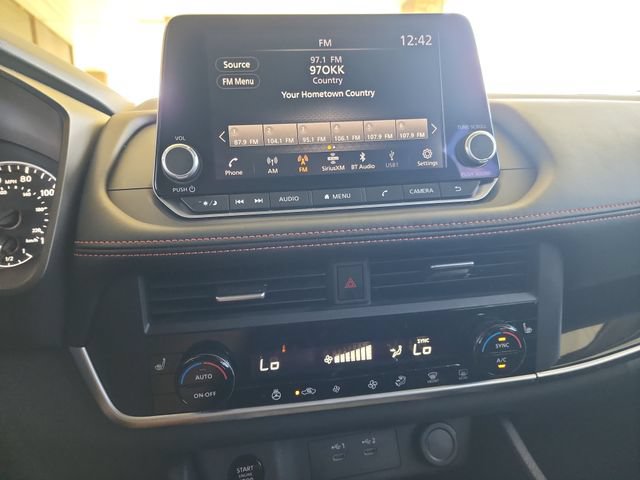 Used 2025 Nissan Rogue SV w/ Rock Creek Premium Package AWD/4WD image 16