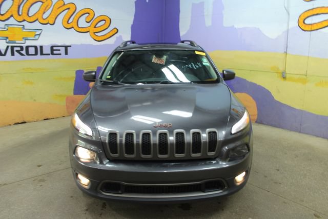 Used 2016 Jeep Cherokee 75th Anniversary AWD/4WD image 3