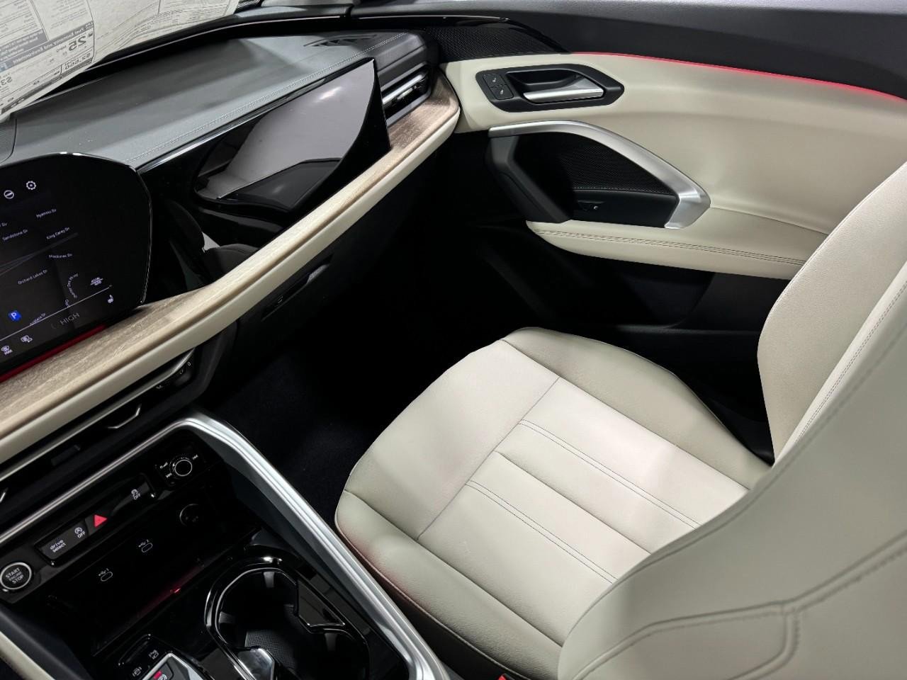 New 2025 Audi Q5 Premium image 17