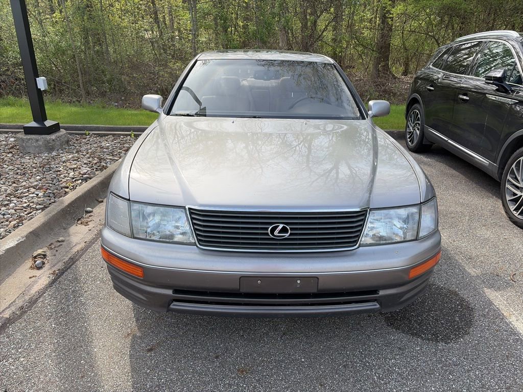 Used 1995 Lexus LS 400 RWD image 2