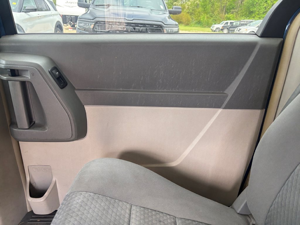 Used 2010 Dodge Grand Caravan SXT FWD image 23