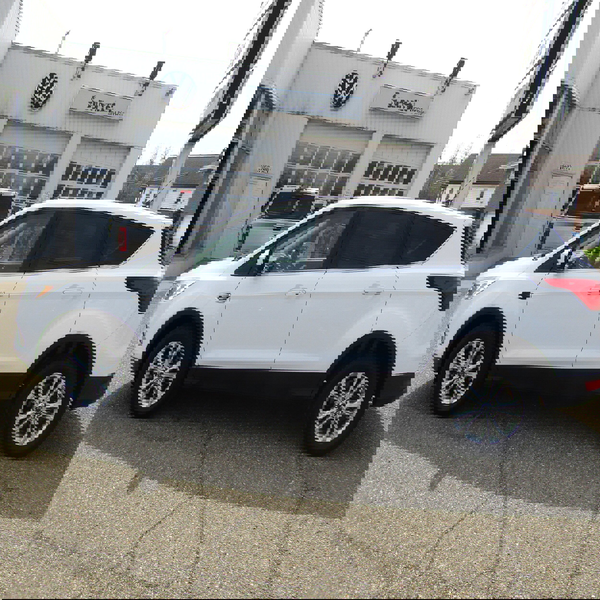 Used 2019 Ford Escape SE image 12