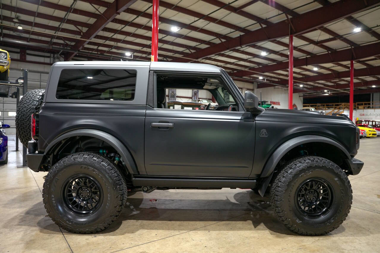 Used 2023 Ford Bronco Badlands image 38
