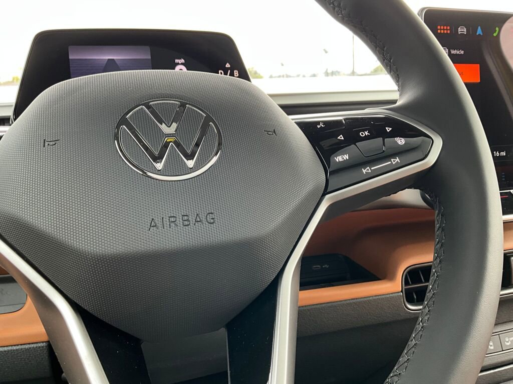 New 2025 Volkswagen ID. Buzz Pro S Plus image 22