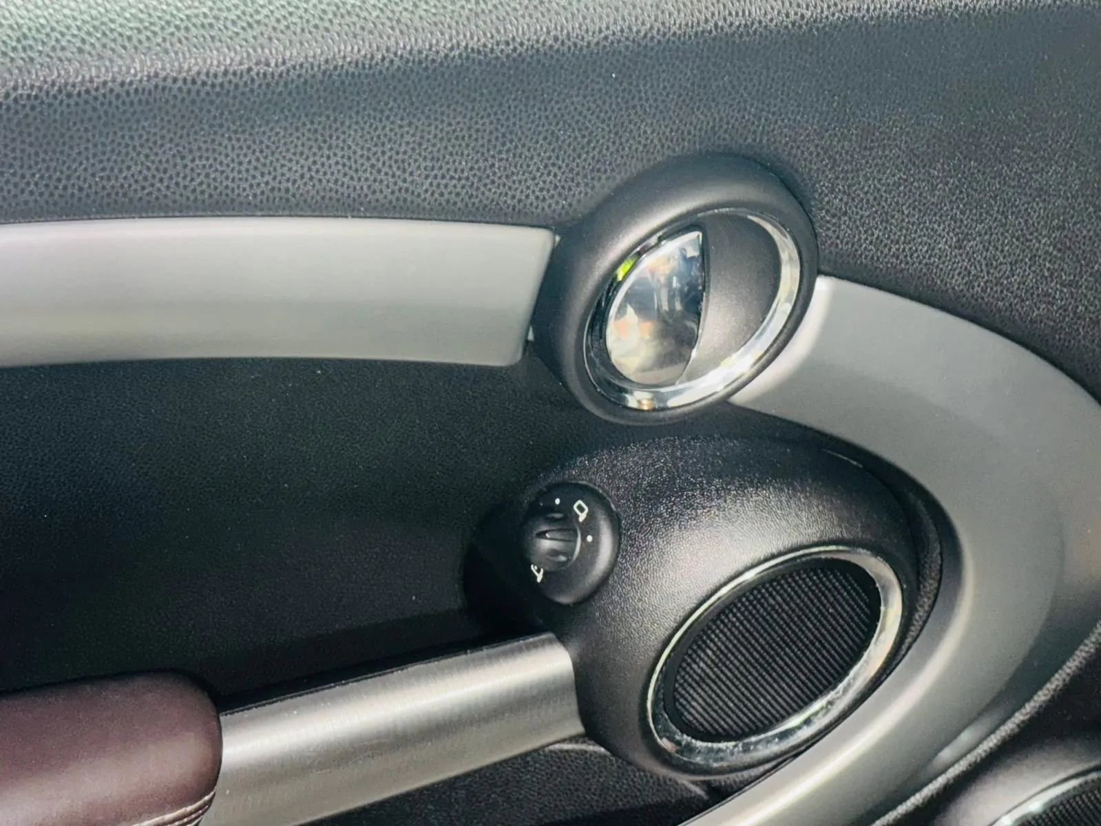 Used 2012 MINI Cooper S image 8