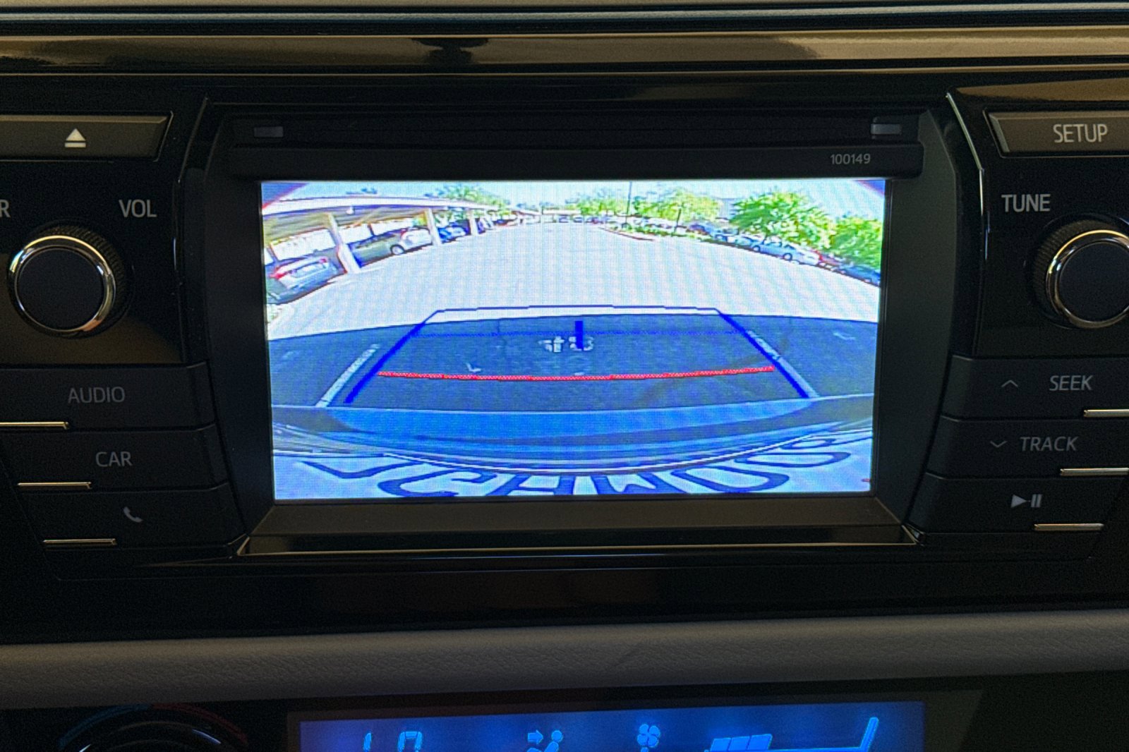 Used 2014 Toyota Corolla LE FWD image 23
