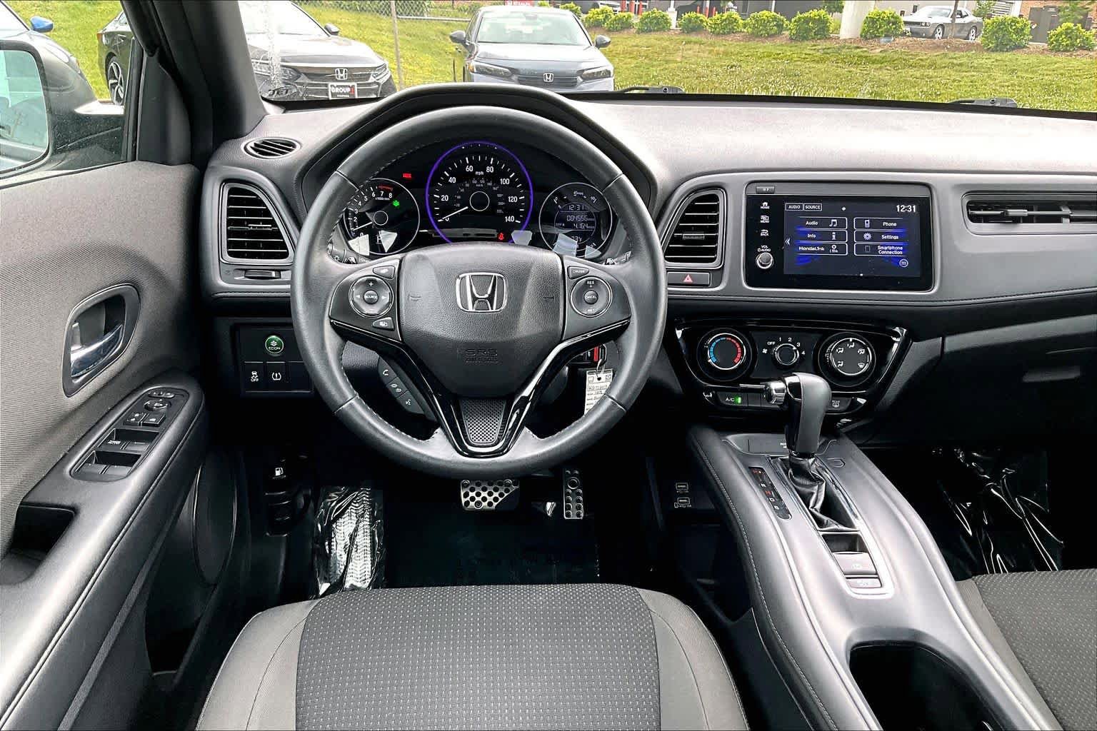 Used 2019 Honda HR-V Sport image 6