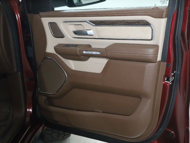 Used 2019 RAM 1500 Laramie image 44