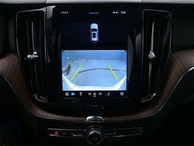 Used 2023 Volvo XC60 B5 Plus w/ Climate Package FWD image 12