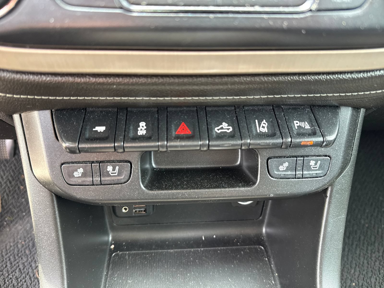 Used 2022 GMC Canyon Denali AWD/4WD image 19