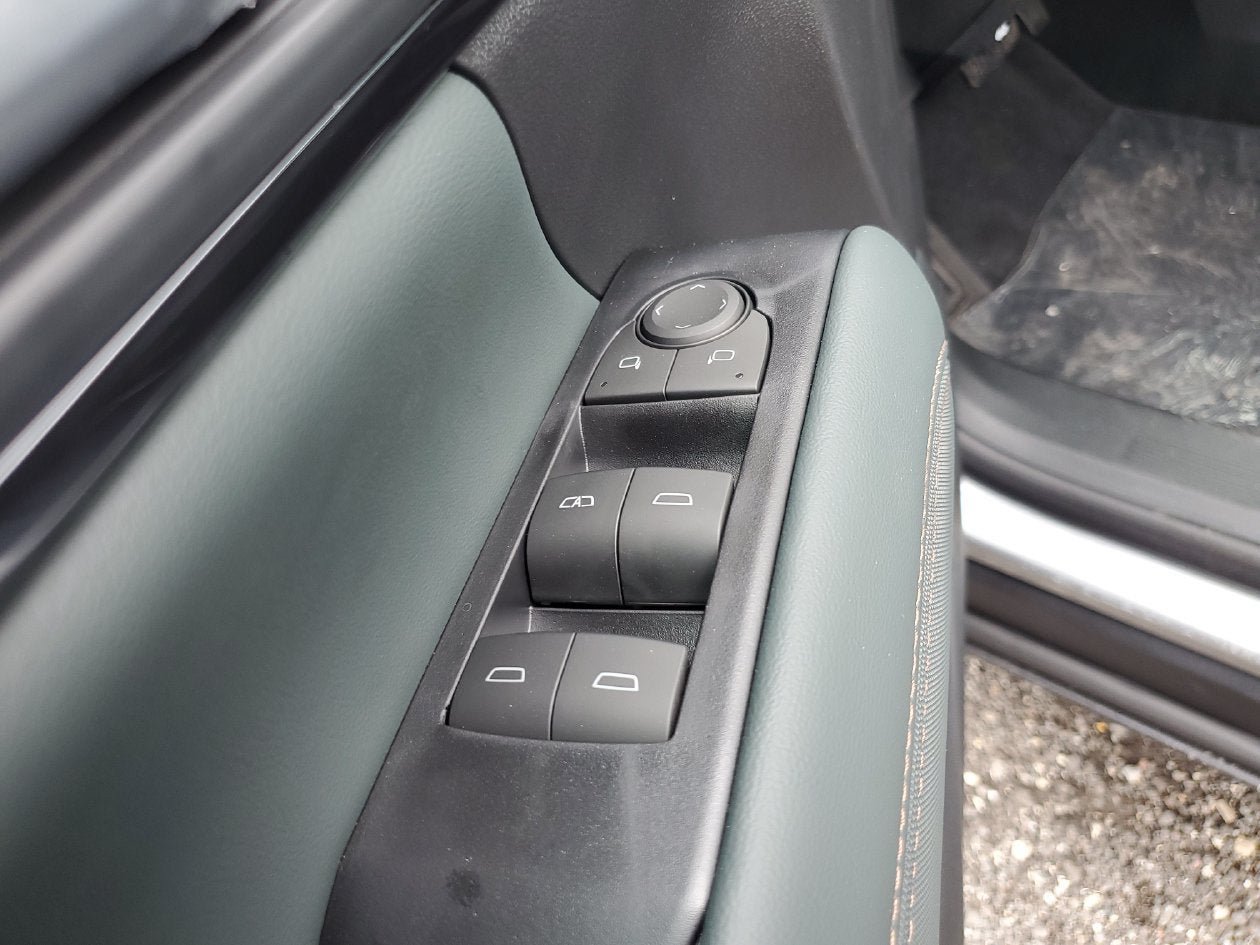 New 2027 GMC Terrain AT4 w/ Technology Package II AWD/4WD image 18