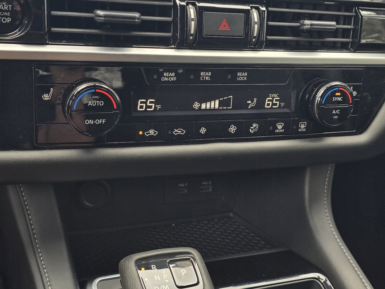 Used 2025 Nissan Pathfinder SV image 20