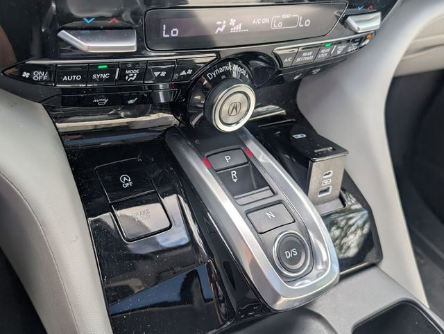Certified 2024 Acura MDX FWD w/ Technology Package image 26