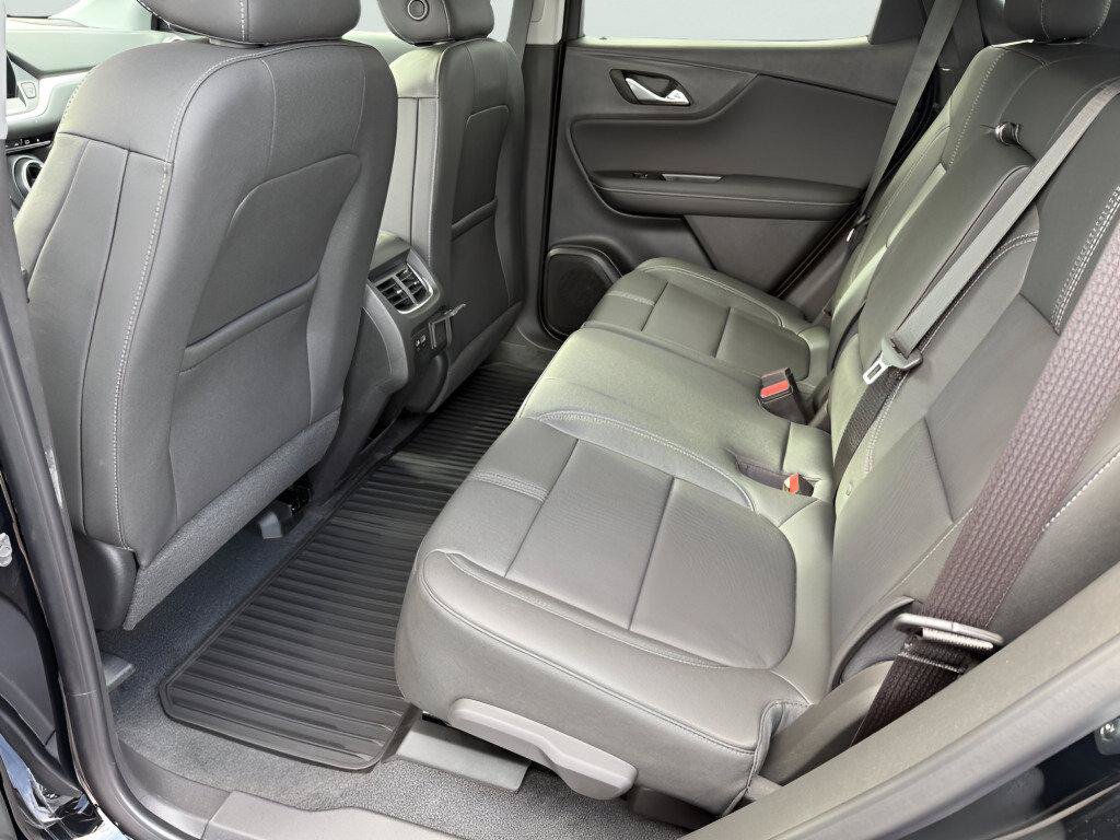 New 2026 Chevrolet Blazer LT w/ Sound & Technology Package AWD/4WD image 19