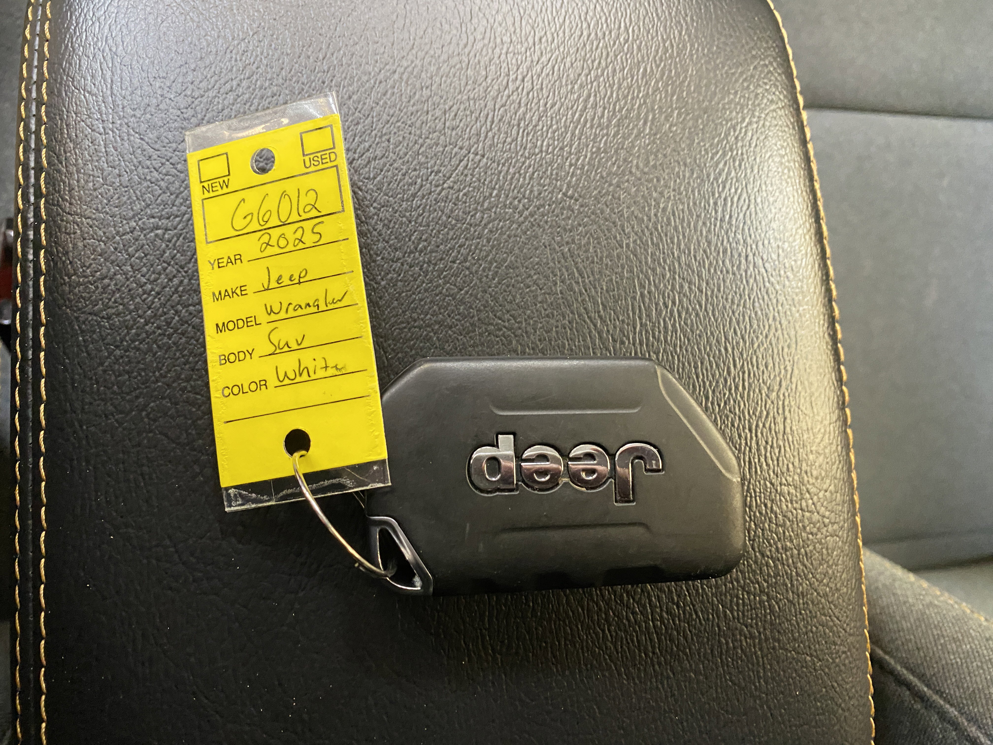 Used 2025 Jeep Wrangler Sahara image 46