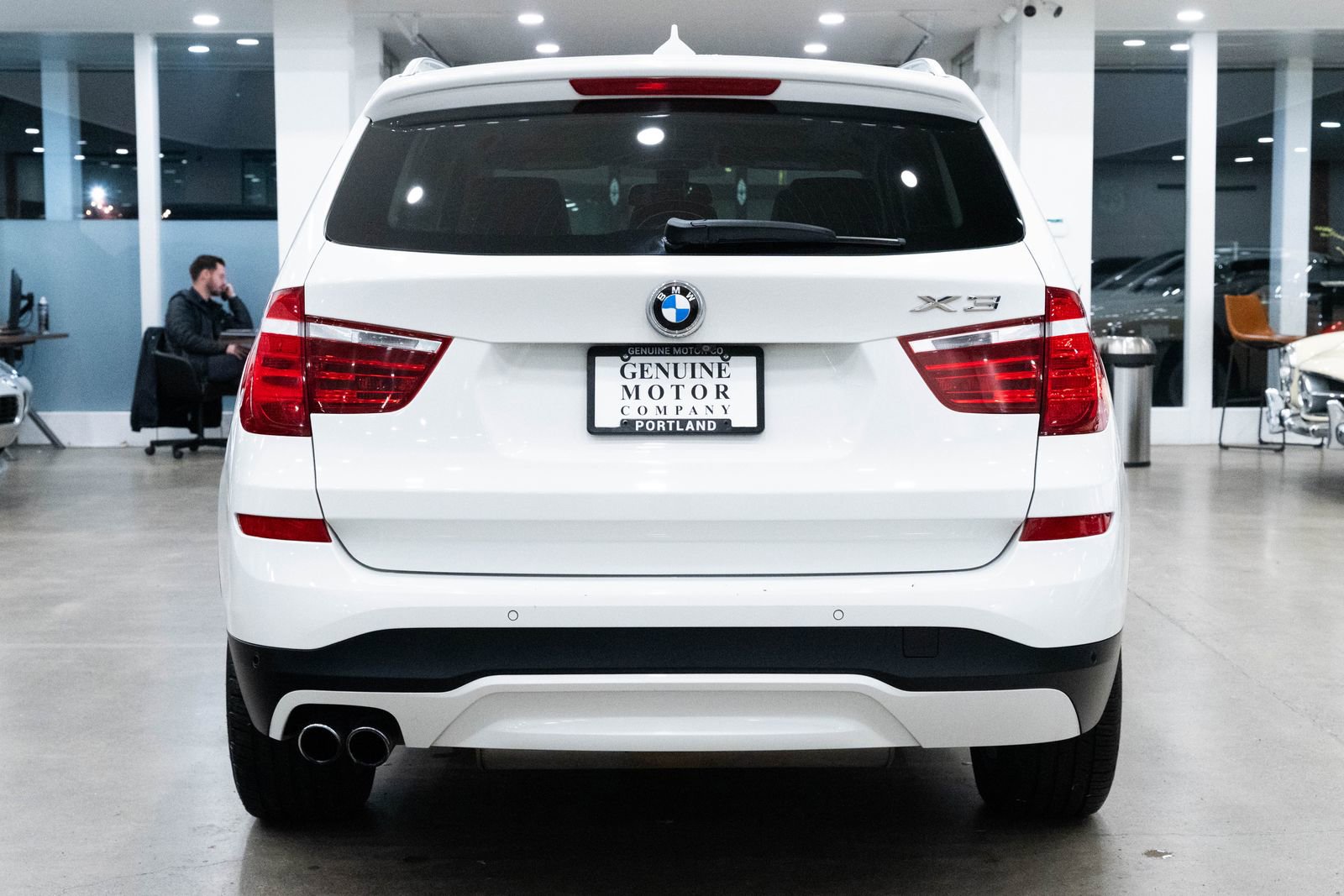 Used 2017 BMW X3 xDrive28i image 5