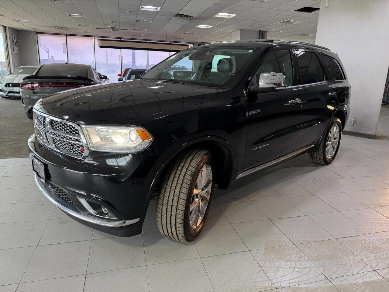 Used 2019 Dodge Durango Citadel w/ Technology Group AWD/4WD image 4