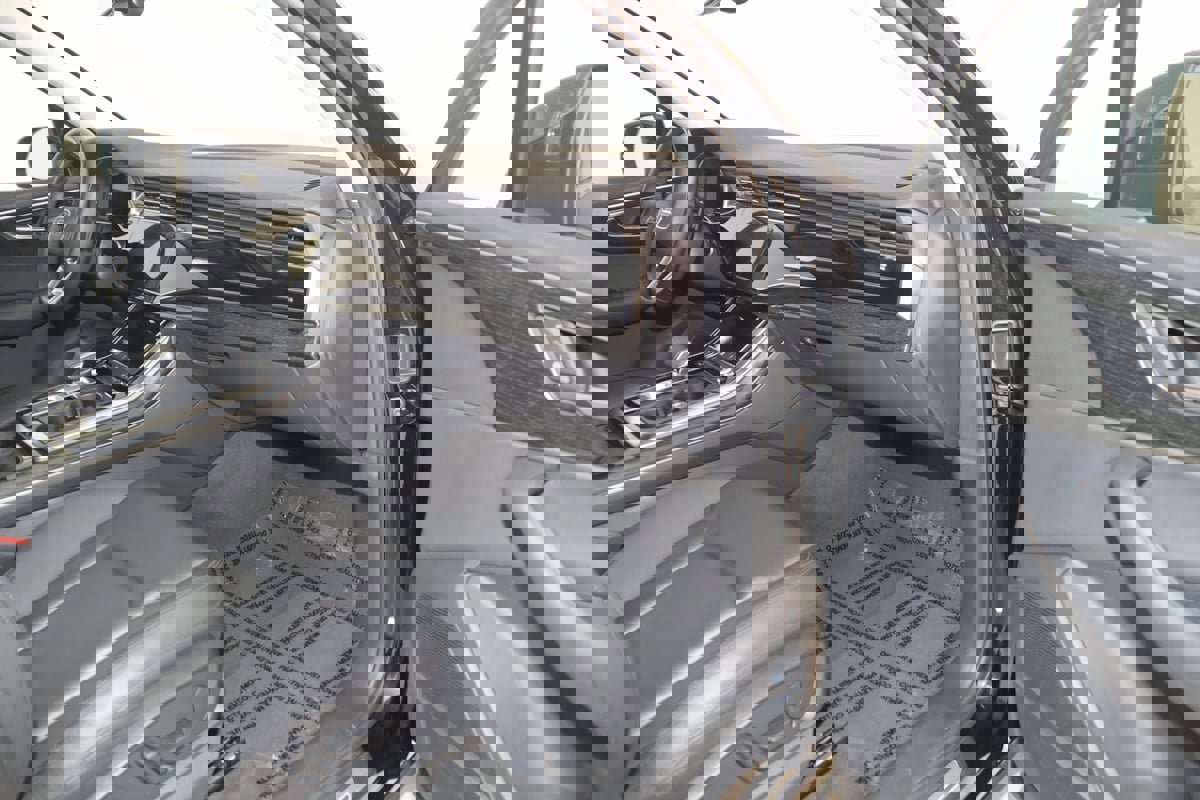 Used 2022 Audi Q7 Premium Plus w/ Premium Plus Package image 40