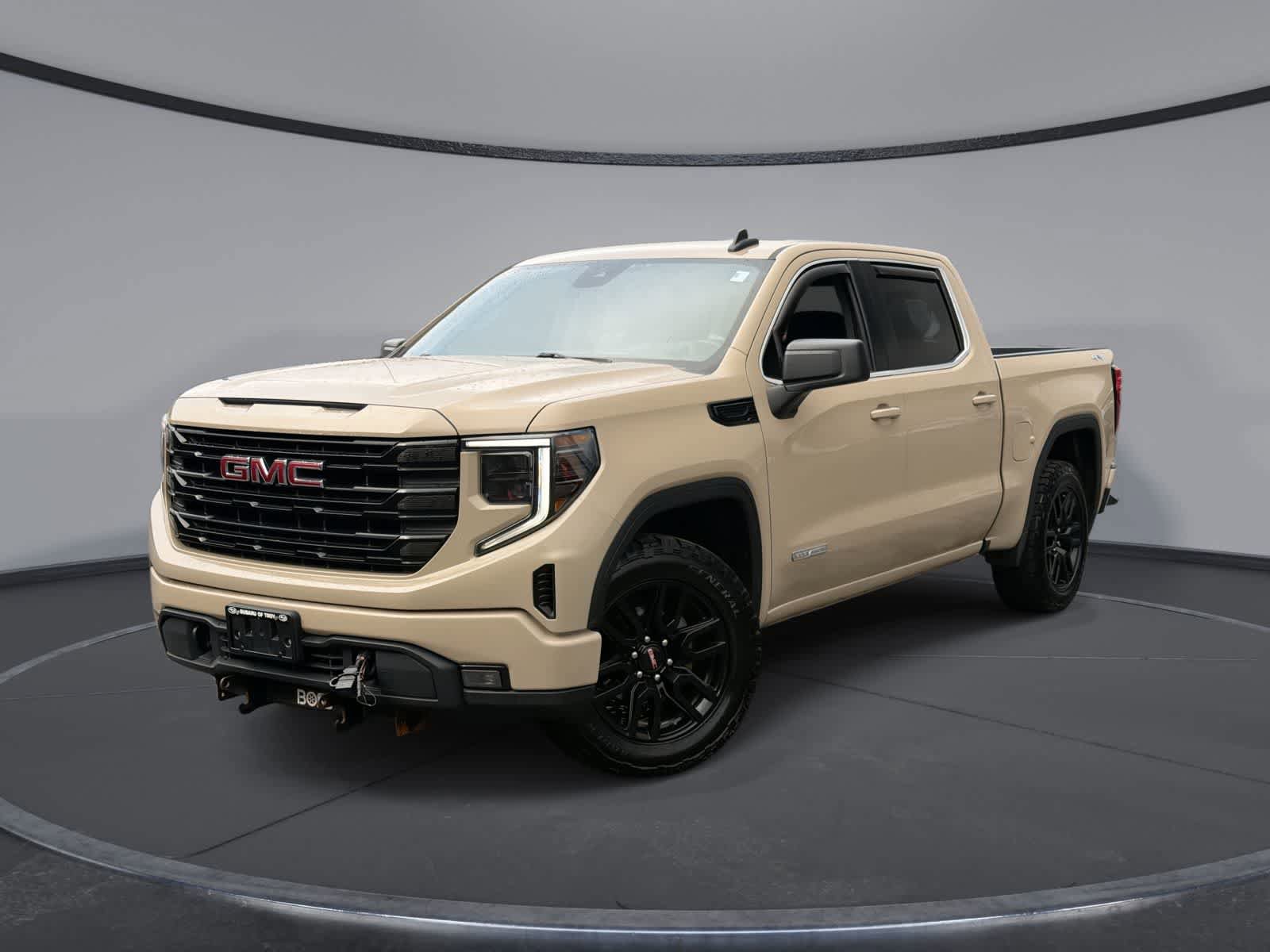 Used 2022 GMC Sierra 1500 Elevation AWD/4WD image 1