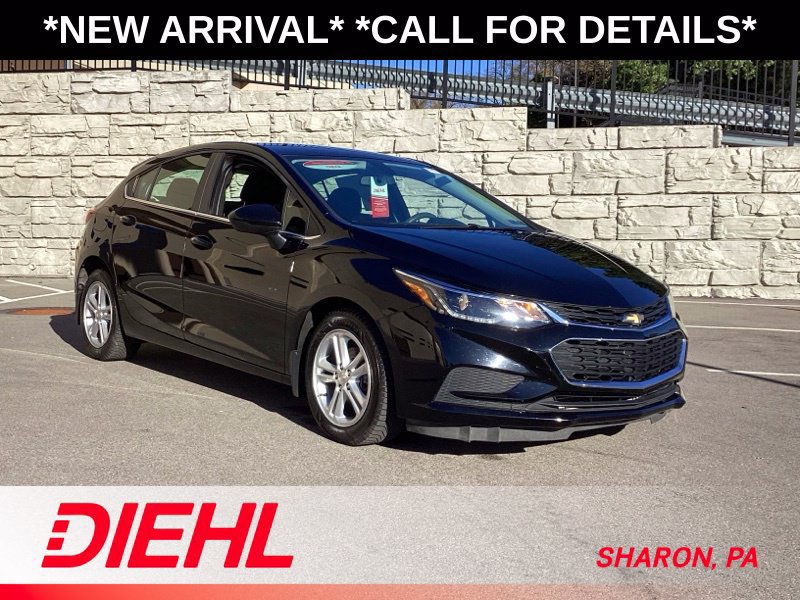 Used 2018 Chevrolet Cruze LT w/ Convenience Package FWD image 1