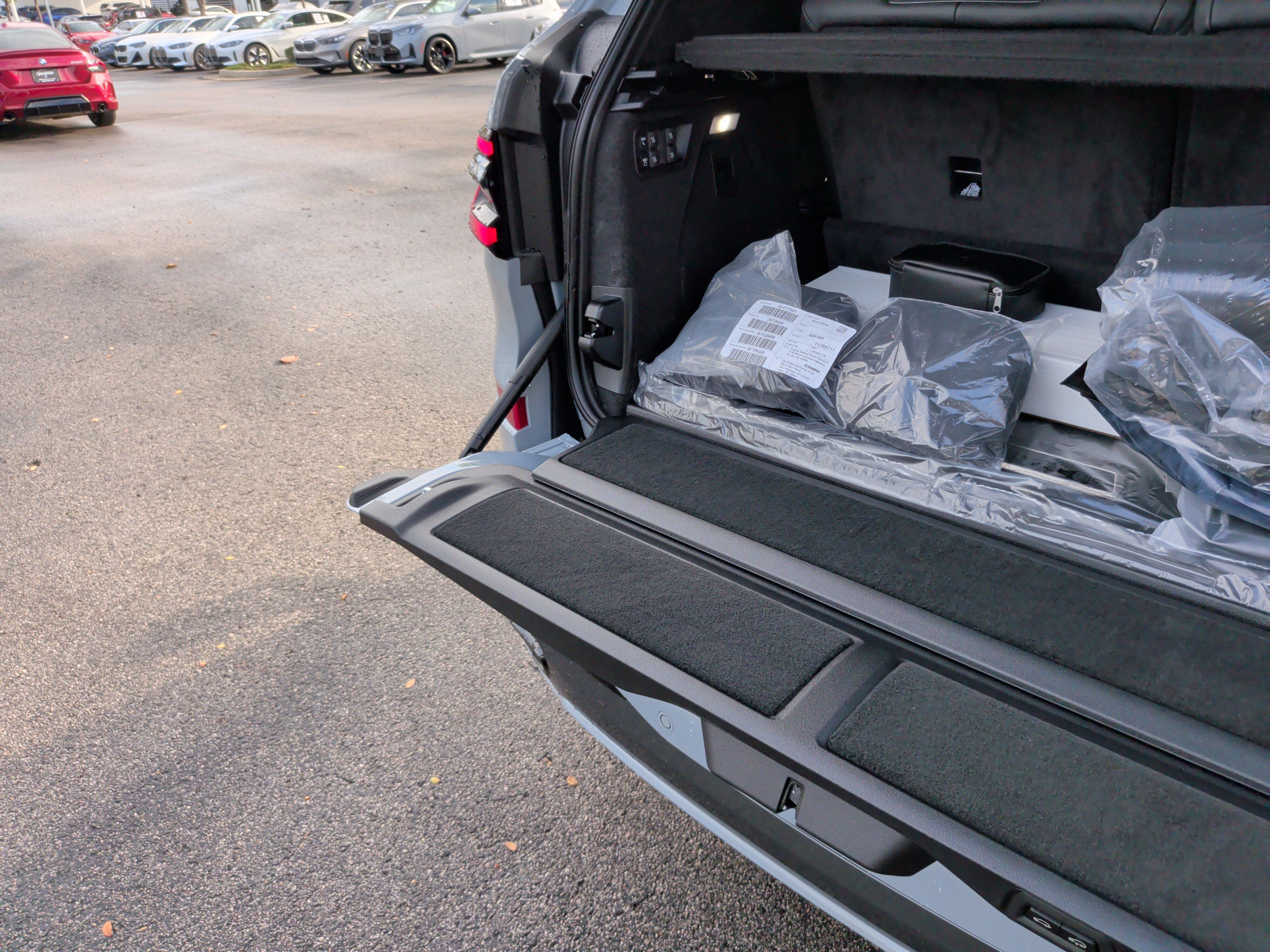 Certified 2026 BMW X7 xDrive40i w/ Executive Package image 41