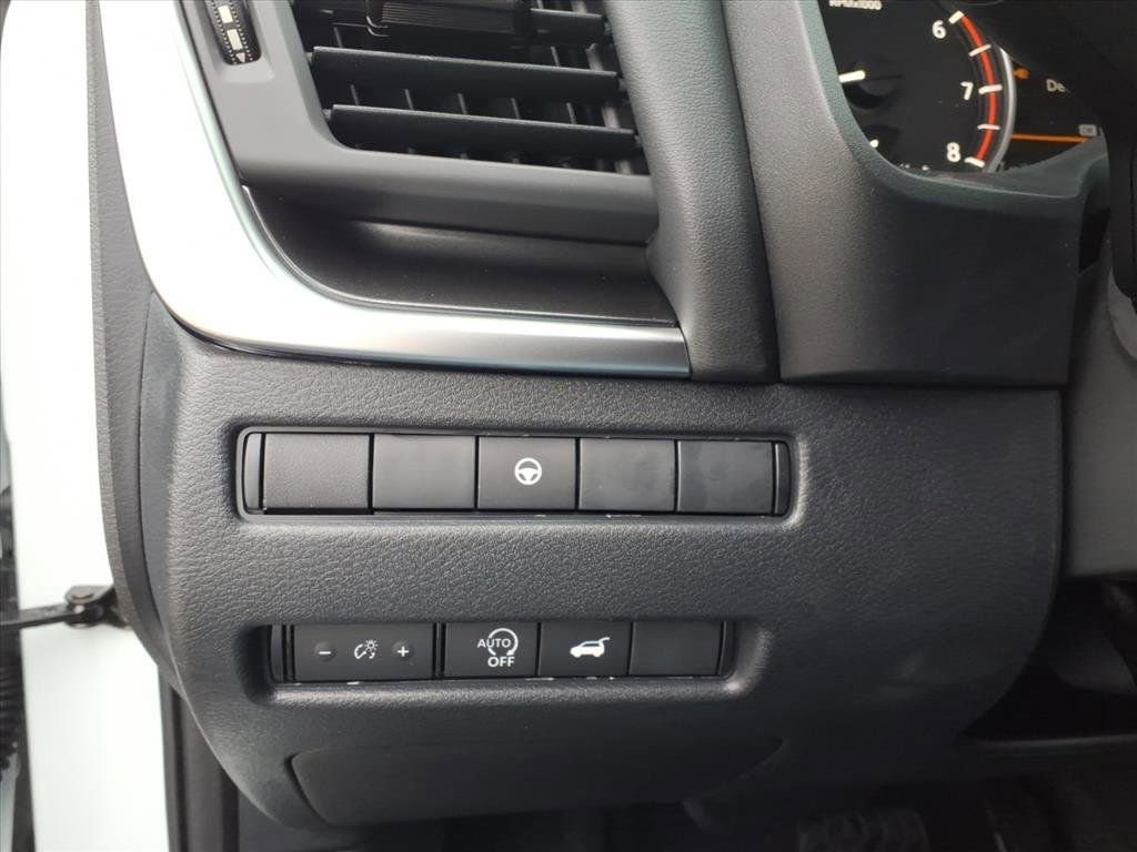 New 2026 Nissan Rogue SV image 18