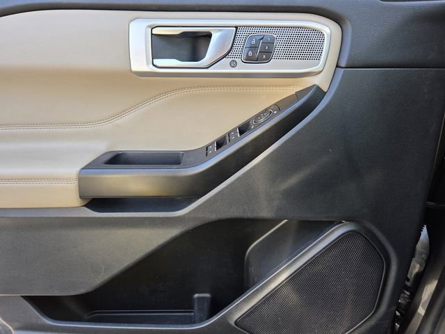 Used 2020 Ford Explorer Limited image 26